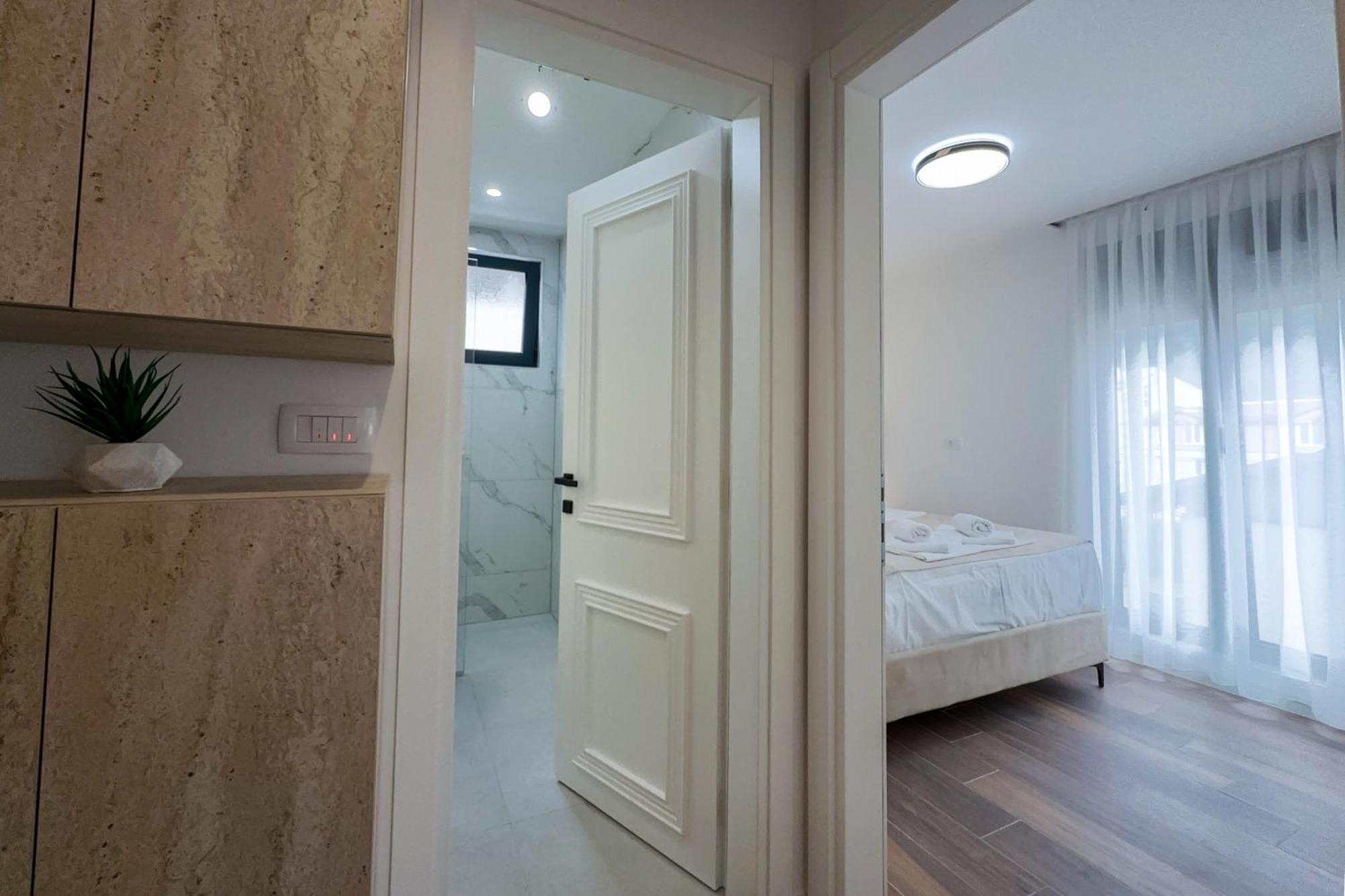 North Apartment *